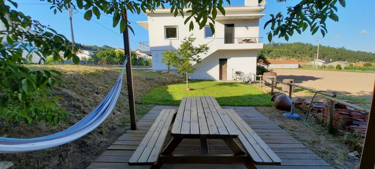 Charming Country House Ourem Bagian luar foto