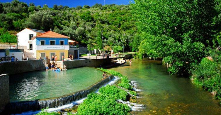 Charming Country House Ourem Bagian luar foto